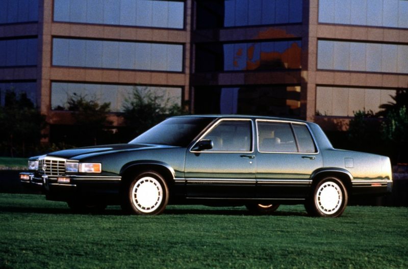 1993_DeVille_Touring_Sedan_02_GM.jpg - 1993 DeVille Touring Sedan